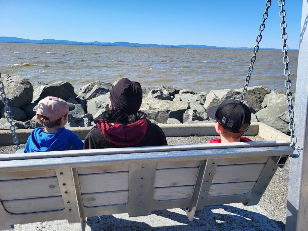 joanie belzile coach en psychologie positive RESPIRE reprends ton souffle maman fondatrice repospourmaman